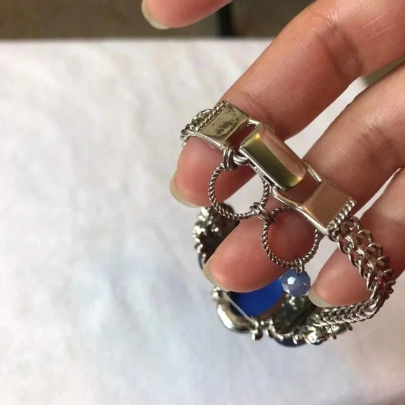 Beautiful Blue Stones Bracelet - Picture 3 of 7